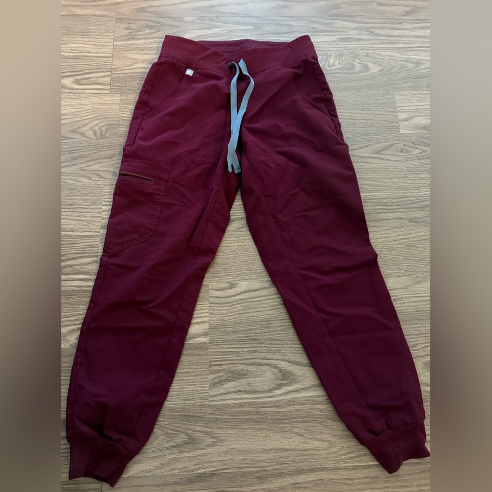 Figs jogger scrub pants